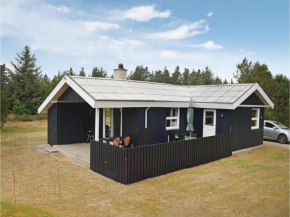 Three-Bedroom Holiday Home in Blavand